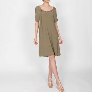 Vestido Midi Elegante para Mujer, 100% Lino, Cuello Cuadrado, Cintura Elástica, Estilo Bohemio Casual, Diseño Liso y con Parches - Product Image 1