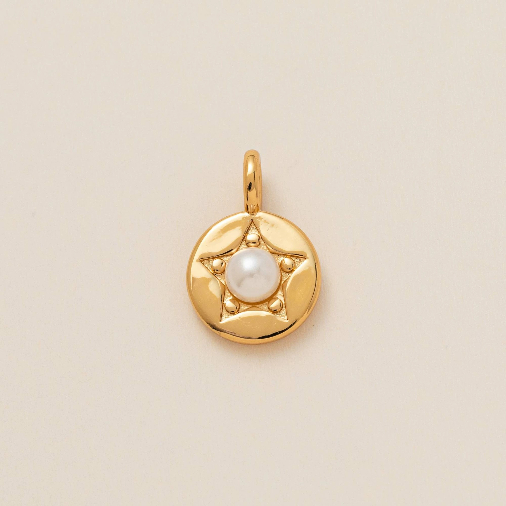 จี้เดือนมิถุนายน