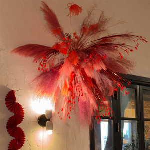 2025 nouvel an <span class=keywords><strong>rose</strong></span> plume fond mur décor feux d'artifice artificiel roseau <span class=keywords><strong>fleurs</strong></span> pour boutique fenêtre atmosphère Arrangement accessoires - Product Image 1