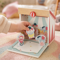 Ensemble de jouets de cirque en bois avec logo personnalisé, théâtre de scène éducatif Montessori pour enfants, vente en gros OEM ODM de jeux en bois