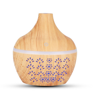 Difusor de Aroma de Madera, Humidificador Ultrasónico USB con Luz LED para Uso en el Hogar o Escritorio, Capacidad Inferior a 0.5L - Product Image 4