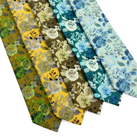 Corbata de Algodón Color Verde Salvia con Diseño de Rosa en Acuarela, Corbata Personalizada con Logotipo para Hombre