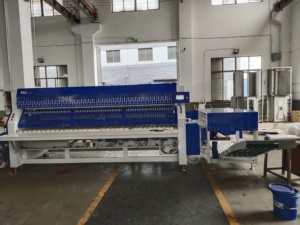 Hoop <span class=keywords><strong>Foldimate</strong></span> : Machine à laver industrielle de précision pour un pliage efficace des draps et des vêtements - Product Image 3