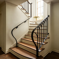 Fournisseur de rampes d'escalier en fer forgé sur mesure, garde-corps d'escalier en spirale, clôture de balcon en fer forgé