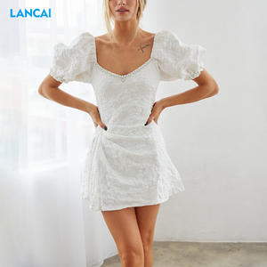 Vestidos casuales sólidos para mujer, minivestido fruncido de manga corta para mujer - Product Image 1