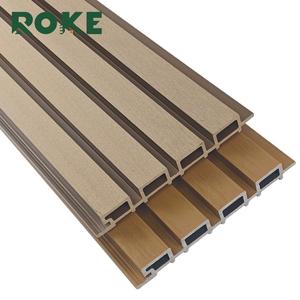 ROKE Vente en gros de panneaux muraux en PVC WPC modernes et économiques, imperméables et ignifuges pour les murs extérieurs, pour les salons et les utilisations commerciales - Product Image 5