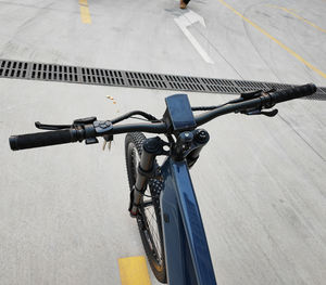 Venta caliente de fábrica Mtb <span class=keywords><strong>Enduro</strong></span> Ebike 27,5 "bicicleta de montaña eléctrica con motor central de 350W Bafang 10.5Ah batería - Product Image 2