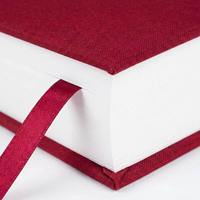 Libro del Corán de Tela Premium con Diseño Personalizado en Relieve con Lámina Dorada, Tapa Dura y Papel Recubierto