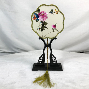 Abanico de <span class=keywords><strong>Palacio</strong></span> Bordado de Suzhou, Hecho a Mano, Diseño de Pavo Real de Doble Cara, Accesorio de Estilo <span class=keywords><strong>Chino</strong></span> para Hanfu, Decoración Artesanal Tradicional - Product Image 5