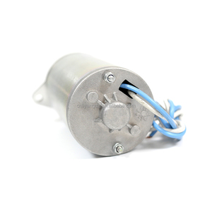 Moteur de chauffage de stationnement, avec <span class=keywords><strong>pompe</strong></span> <span class=keywords><strong>à</strong></span> <span class=keywords><strong>eau</strong></span> intégrée, adapté <span class=keywords><strong>à</strong></span> divers environnements dans les <span class=keywords><strong>camping</strong></span>-cars/camions. - Product Image 3
