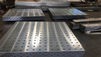 Table de soudage 3D D28 à calibrage de précision avec gabarits de mise en correspondance pour les travaux de fabrication métallique générale