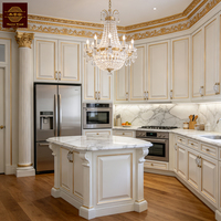 Meubles de cuisine de luxe sur mesure en laque avec îlot, finition dorée, bois massif sculpté, unités de cuisine complètes haut de gamme