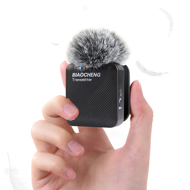 High Quality Small Vlog Interview Live Show Cordless Wireless Spy Microphone Lavalier Lapel