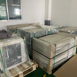 Panel Solar Monocristalino PERC de Media Celda de 540W-555W, Totalmente Negro, Bifacial, Doble Vidrio, Pantalla Completa, Almacén en Europa - Product Image 1