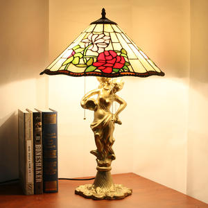 Lampe de table rose de style classique personnalisée, flexible en ABS, pour le bureau, la chambre à coucher, le café, la salle d'exposition, la salle de musique, le restaurant, art décoratif - Product Image 5