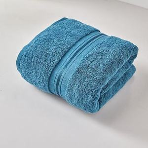 Serviettes <span class=keywords><strong>de</strong></span> <span class=keywords><strong>bain</strong></span> 100% coton en vrac-90x180cm <span class=keywords><strong>700g</strong></span>, utilisation <span class=keywords><strong>de</strong></span> SPA/Gym/hôtel, OEM/ODM disponible - Product Image 5