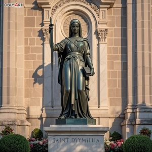 Fundido en bronce Enfermedad <span class=keywords><strong>mental</strong></span> Patron Saint Wears Royal and Lily Crown Holding Bible and Sword Life Size St Dymphna Estatua de latón - Product Image 2