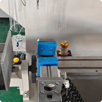 Mesa Giratoria de 3 Ejes, Perfil de Aluminio y PVC, Máquina de Fresado CNC, Máquina de Perforación Automática para la Fabricación de Ventanas y Puertas