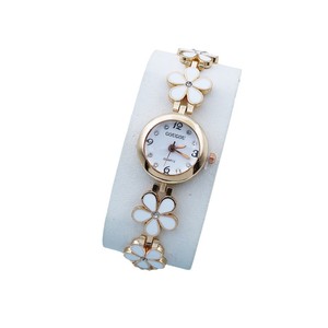 Nouvelle montre à quartz pour femmes, design personnalisé exquis, de haute qualité, forme de fleur, étanche - Product Image 6