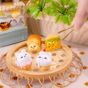 Miniature de gâteau de dessert cuit, accessoires mignons pour micro-paysages, figurine alimentaire miniature, ornement pour la décoration de la maison, du café, du restaurant et du bureau - Product Image 5