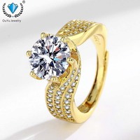 Bague en laiton plaqué or avec zircon brillant délicatement serti, cadeau de mariage ou de fiançailles, bijoux de mode pour femmes de haute qualité