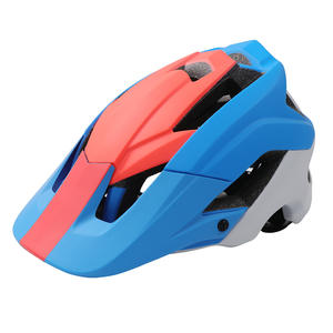Casque de skateboard et de vélo tout-terrain monobloc neuf, directement du fabricant - Product Image 2