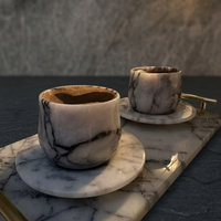 Ensemble de sous-verres élégants en marbre faits à la main, design inspiré du café turc, sous-verres en pierre naturelle pour la décoration de la maison de luxe