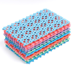 Tapis carrés en patchwork pour pattes d'animaux 30x20cm, antidérapants, respirants, en maille, pour cage ou niche pour chien - Product Image 4