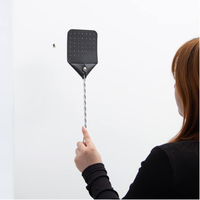 Raquette anti-insectes lavable en cuir, tapette à mouches portable avec manche extensible