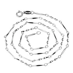 Collar de Plata de Ley 925 con Diseño de Mariposa y Circonitas, Cadena de Eslabones Trenzados, Gargantilla Ovalada de 16-18 Pulgadas para Mujer, Regalo de Compromiso - Product Image 4