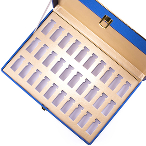 Boîte à parfum personnalisée en bois laqué, faite à la main, avec insert en mousse élégant, pressée à la main, en coton blanc, pour femme, style mondial, avec insert en forme de boule. - Product Image 2