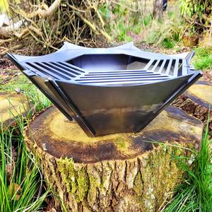 Décor géométrique géant de jardin extérieur Barbecue domestique personnalisé Foyer sur pied robuste - Product Image 2