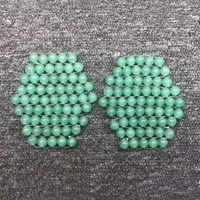 Masque pour les yeux en quartz rose et aventurine verte, en cristal naturel sculpté, avec perles tissées, et rouleau de massage en jade poli pour la beauté et la réduction des rides