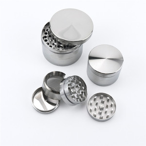 Metal Grinders Manual Herb Grinder Smoker Smoking Tobacco Grinder Accessories 4 Layer Design Dry Tobacco Crusher - Product Image 2