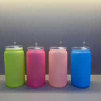 Offre Spéciale acrylique PP dégradé de couleur 16oz conteneur de boissons gazeuses en plastique durable bière Soda Libby tasses avec paille et couvercle