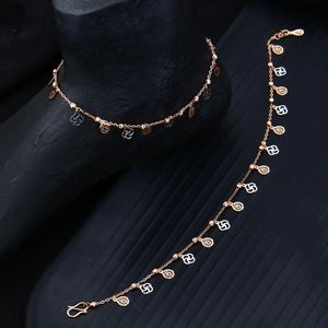 Chevillères italiennes de style premium, bijoux de pied élégants, bracelet de cheville de créateur, accessoire de mode pour femmes - Product Image 1
