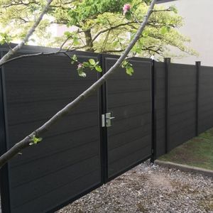 Panneau mural décoratif WPC de 6 pieds en grain de bois ignifuge imperméable écologique panneaux muraux intérieurs traités sous pression 3D - Product Image 2