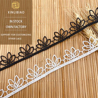 Tissu en dentelle brodée soluble dans l'eau en polyester 100% avec décoration de paillettes de fleurs de style nigérian pour chaussures sacs robes couture