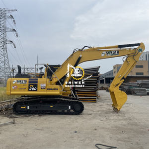Excavatrice sur chenilles hydraulique Komatsu PC200-8 d'occasion de haute qualité, modèle 2021, avec moteur, boîte de vitesses et pompe d'origine, matériel de construction - Product Image 4