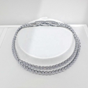 ราคาโรงงาน กำไลข้อมือเงินแท้ 925 สไตล์ฮิปฮอปสำหรับผู้หญิง เครื่องประดับคุณภาพดี ขายส่ง กำไลเทนนิสทรงสี่เหลี่ยมประดับเพชรซิคอนสุดหรูสำหรับฤดูร้อน - Product Image 2