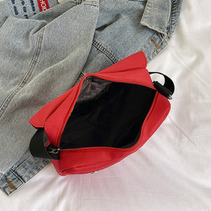 Borsa a <span class=keywords><strong>Tracolla</strong></span> Semplice in Nylon con Patta, Unisex, Leggera, Resistente, Casual, Tinta Unita, per Viaggi Estivi e Uso Quotidiano - Product Image 4