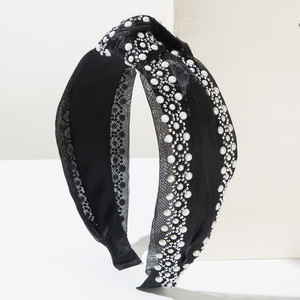 Accessoire de cheveux large orné de perles et de diamants coréens, design noué tendance pour les vacances d'été à la plage - Product Image 6