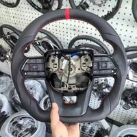 Volant noir à boutons en cuir pleine fleur avec surpiqûres rouges et détails jaunes GR pour Toyota Land Cruiser LC79 LC76 LC300
