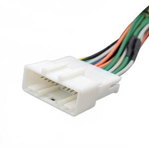 Adaptador de Cableado para Automóvil, Conectores Molex de Fábrica OEM, Cable de Uno a Otro - Product Image 5