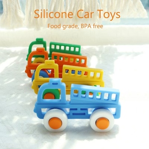 Jouets de voiture éducatifs en silicone pour bébés camion de pompiers et véhicule de sauvetage jouets de dentition doux pour bébés aides à la dentition - Product Image 5