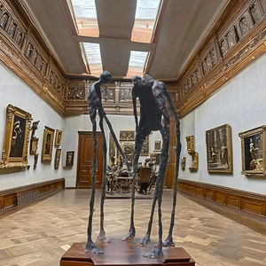 Escultura de bronce Giacometti de tamaño real, estatua de tres hombres en estilo antiguo para manualidades al aire libre, impresión personalizada, fundición de estatuas de latón - Product Image 5