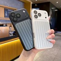 Funda de Teléfono de Lujo con Forma de Maleta de TPU+PC para 17 Pro Max/16 Pro Max/15 Pro Max, Soporte Magnético con Anillo, Diseño de Rayas de Equipaje, Acabado Mate