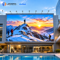 Affichage vidéo mural LED 3D extérieur P2.5 avec résolution 8K HDR10+ IP66 étanche, panneaux LED couleur pleine résolution