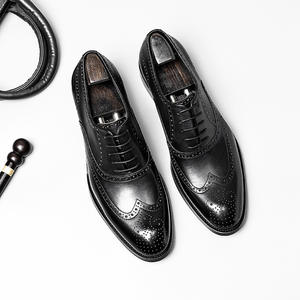 รองเท้าลำลองสำหรับผู้ชายที่ดูแข็งแกร่งและมีสไตล์ สีอ่อน พร้อมพื้นรองเท้าหนังนุ่ม และรองเท้าหนังผู้ชายทันสมัย - Product Image 6