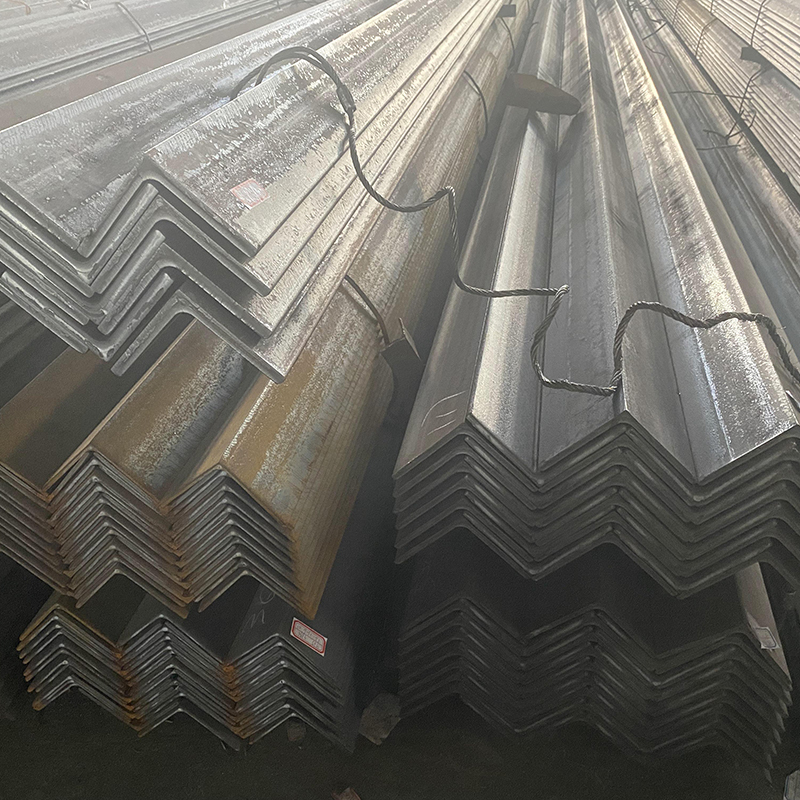 125 X 1.75 X 1.75 X 10 Equal Angle iron 125 X 1.75 X 1.75 X 10 Equal Angle iron